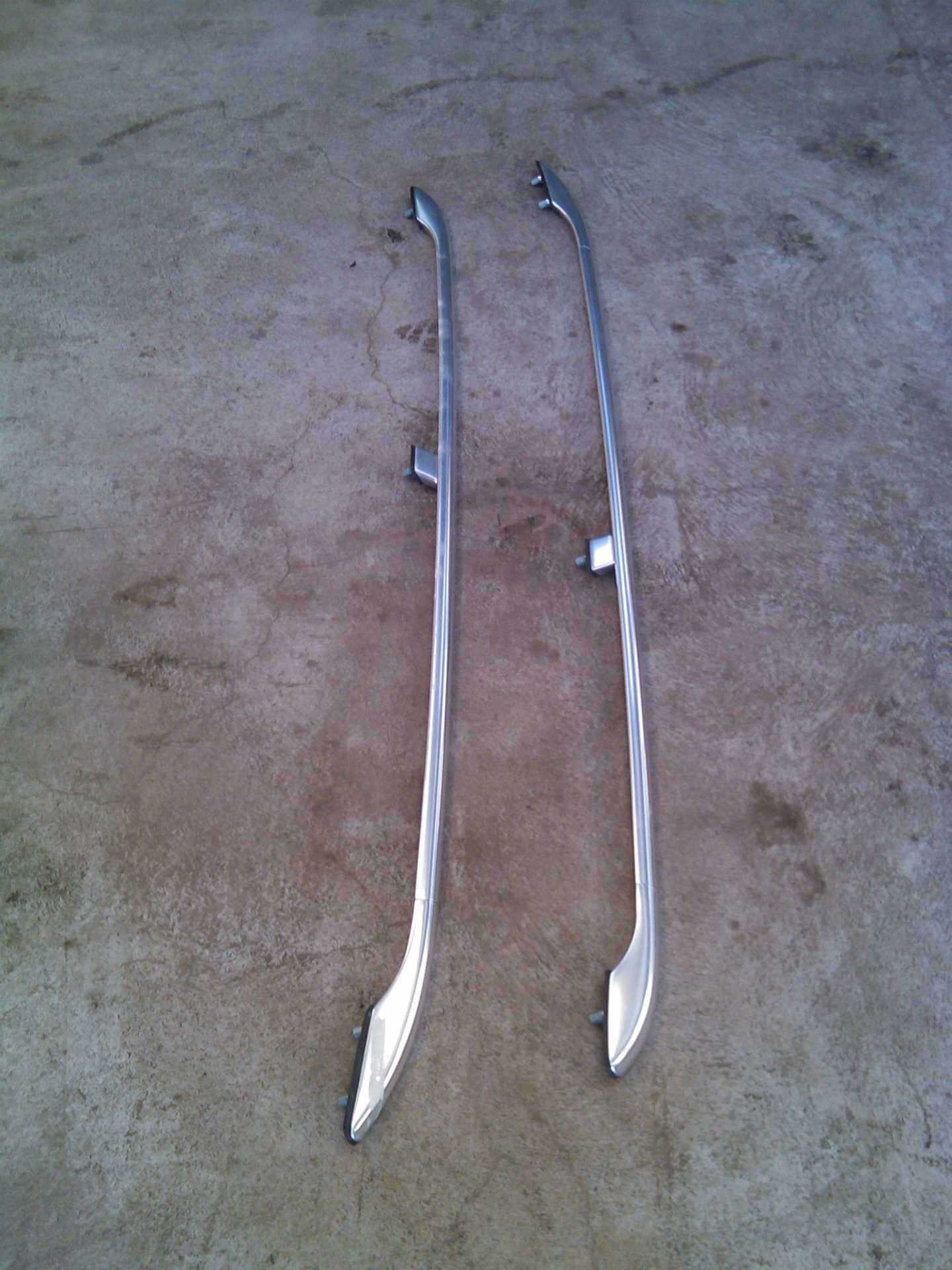  car-part-types.door_hinges  H+V